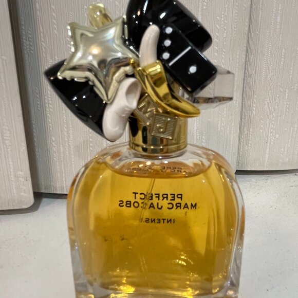 Marc Jacobs Perfect Intense Eau De Parfum Spray 1.6 oz - Picture 6 of 6